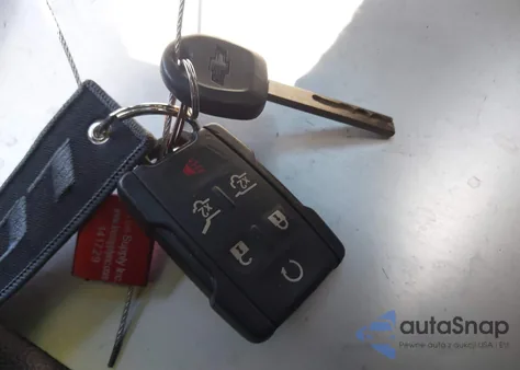 2019 Chevrolet Suburban Lt z USA, uszkodzony, nr VIN 1GNSKHKC4KR379857